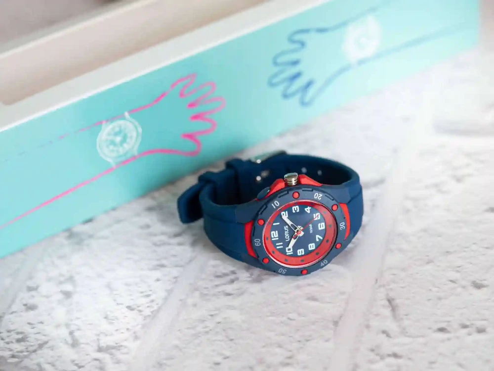 Chlapčenské hodinky LORUS SPORTS R2373NX9 + krabička