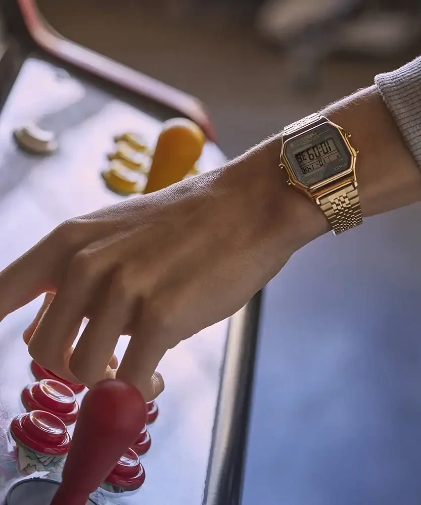 Dámske hodinky TIMEX T80 TW2U93500 + krabička