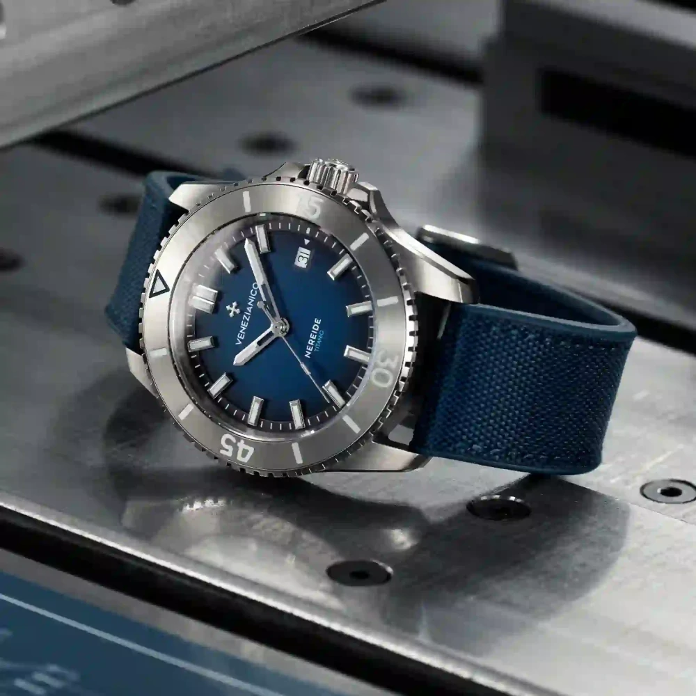 Pánske automatické hodinky VENEZIANICO NEREIDE TITANIO - 4521558 + krabička